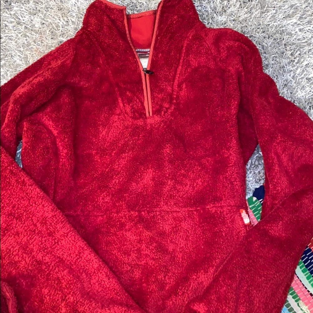 North face pullover